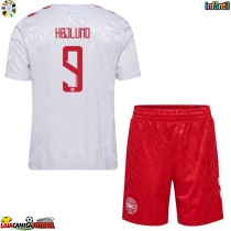 Camisa de Futebol Dinamarca Rasmus Hojlund #9 Equipamento Secundário Infantil Europeu 2024 Manga Curta (+ Calças curtas)
